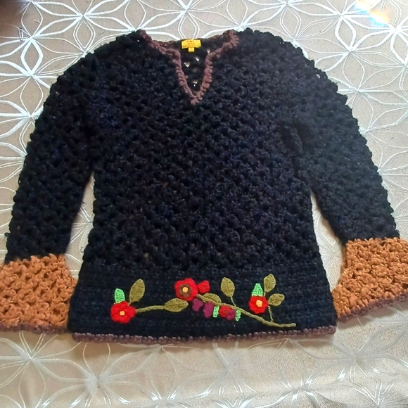Sas Kia Vintage Crochet Sweater! - Picture 2 of 8